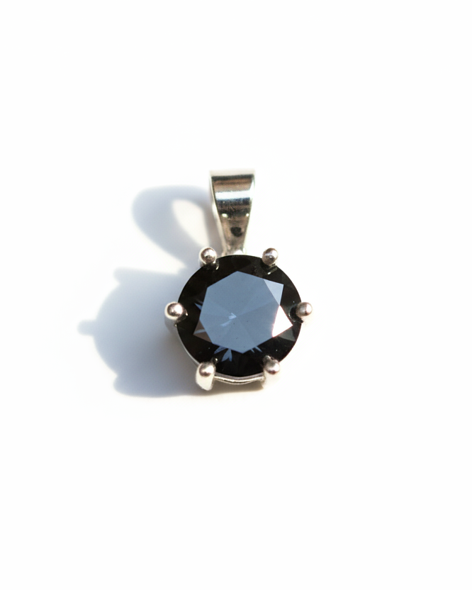 Pendant circle